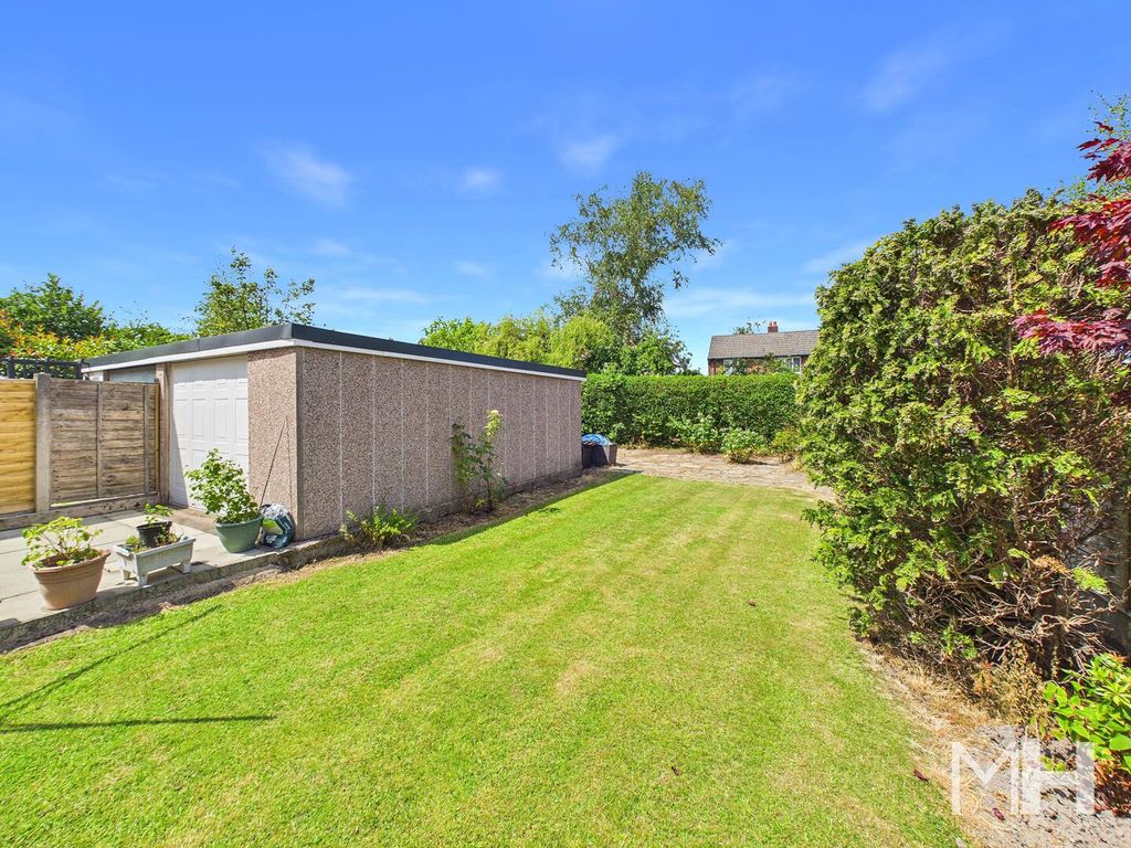 Property photo 2 of 15 Outbuilding