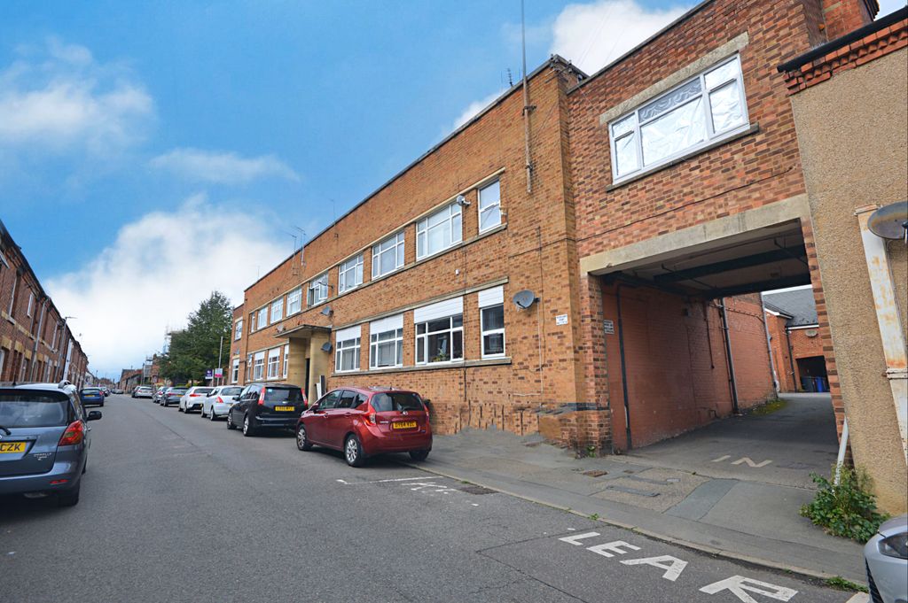 Property photo 2 of 6 Exterior