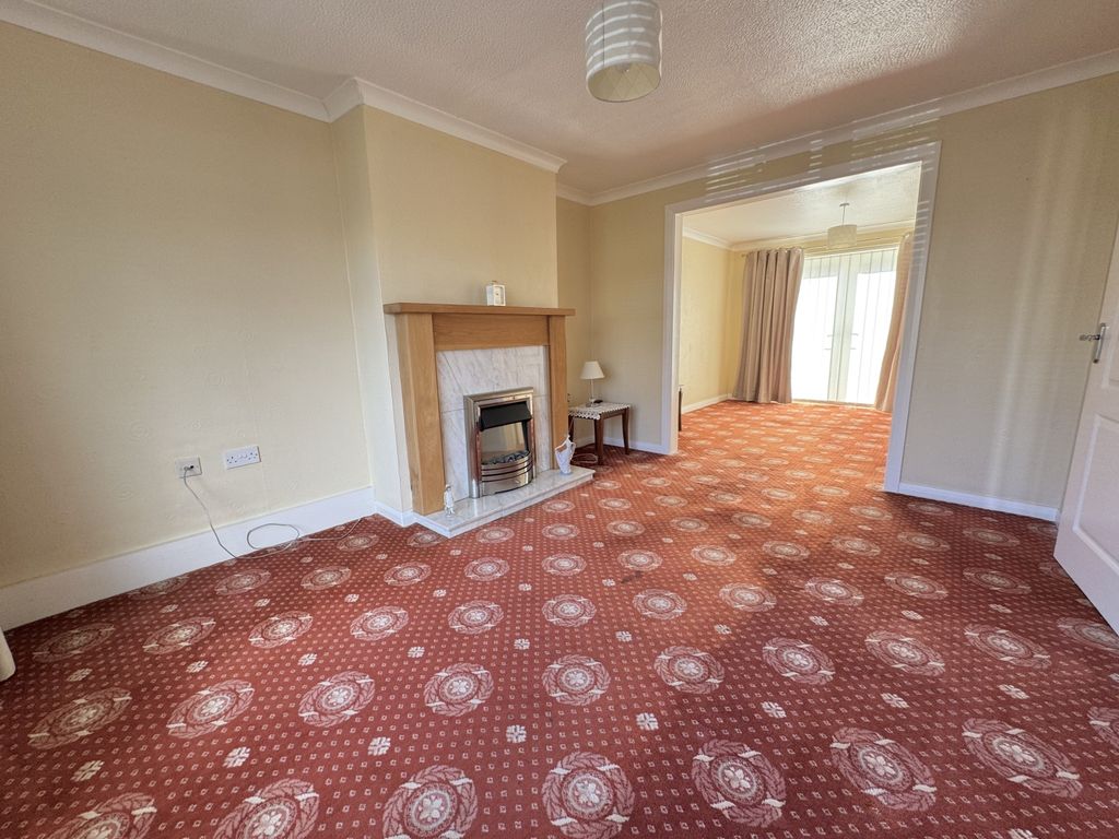 Property photo 3 of 16 Img_0832