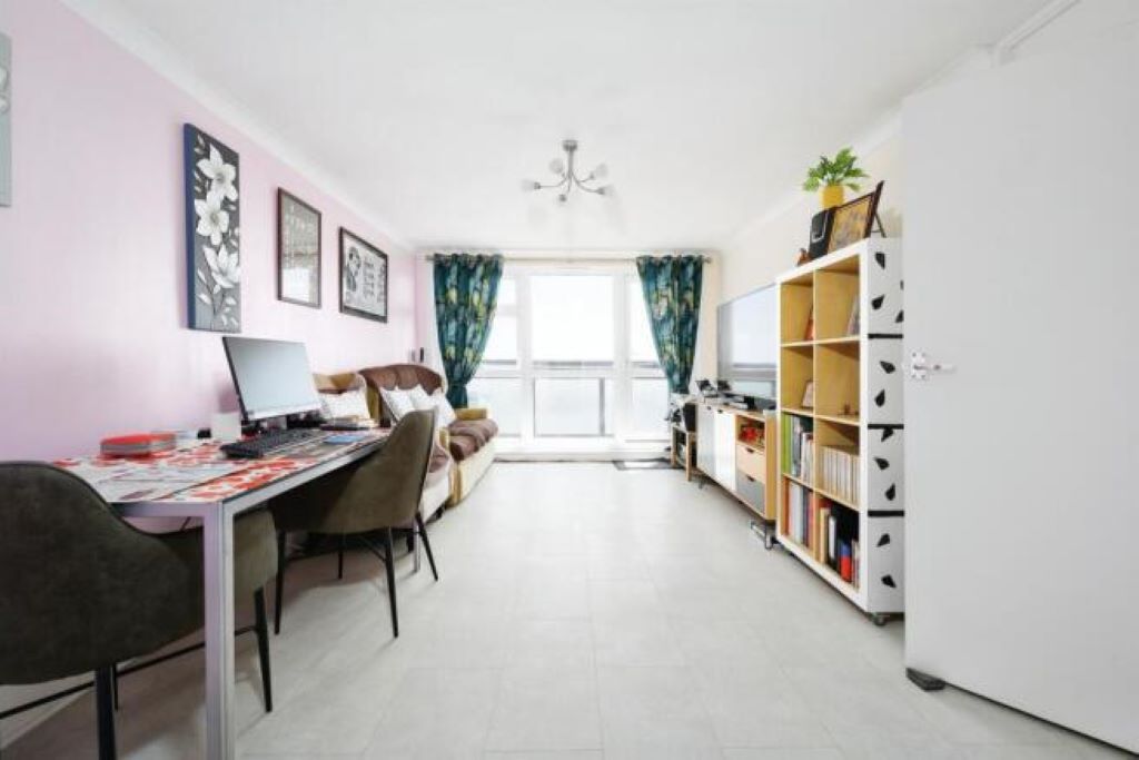 Property photo 3 of 13