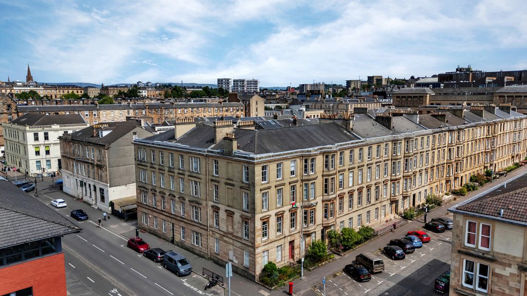Property photo 1 of 31 1-Print-84 Kent Road Flat 3.1_43