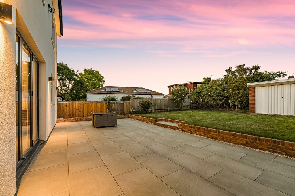 Property photo 2 of 68 Picture No. 70