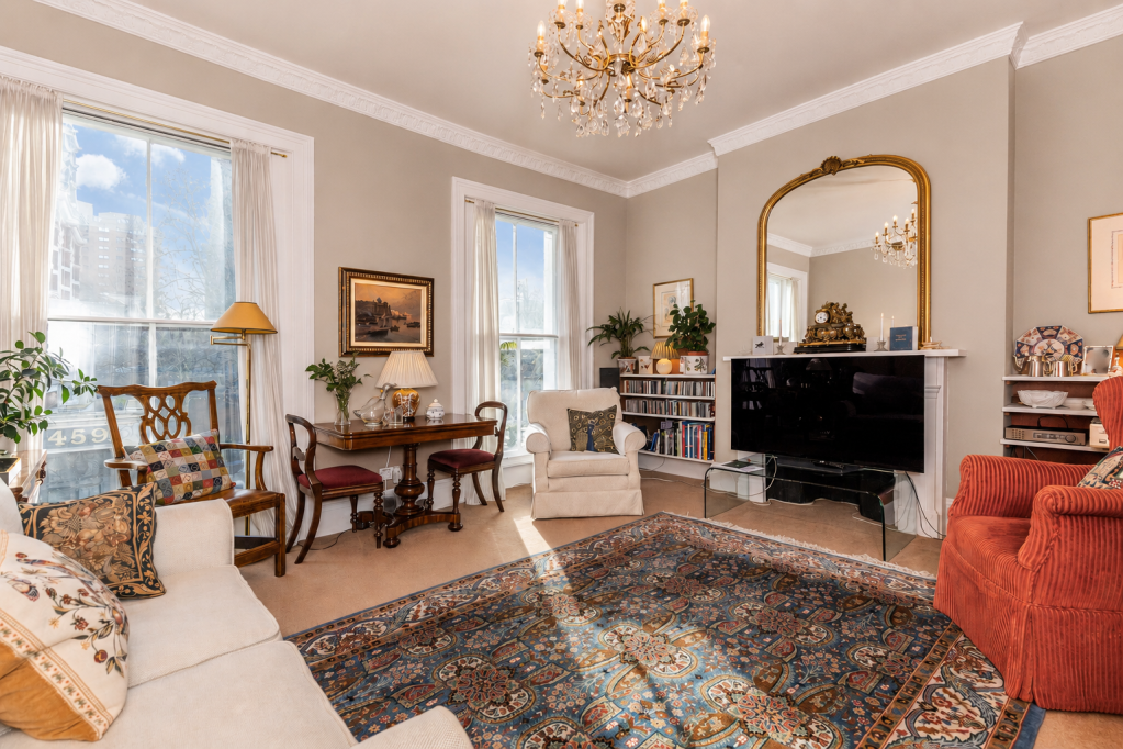 Property photo 1 of 12 *