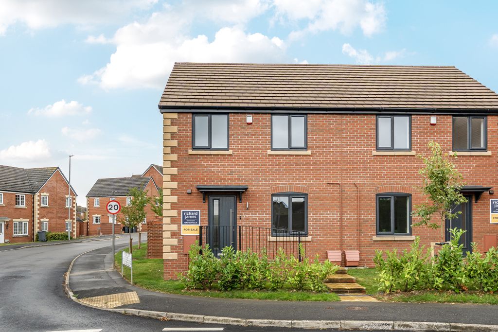 Property photo 1 of 11 1347450168B6F7A51Dac0