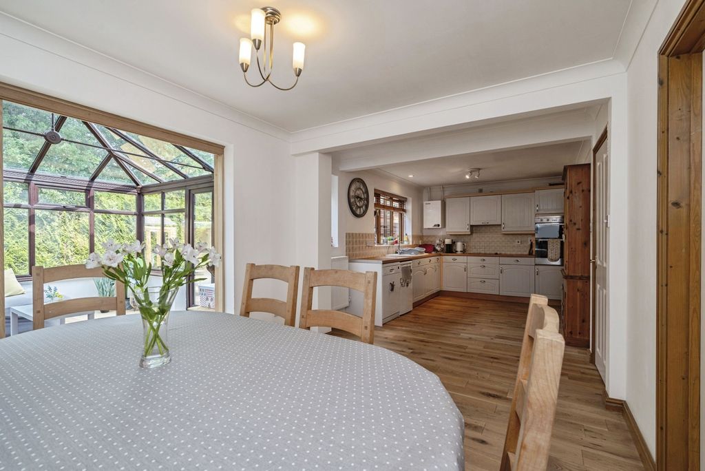 Property photo 3 of 17 Photo