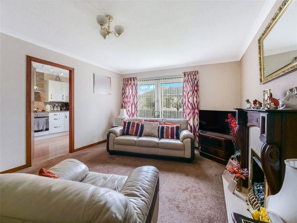 Property photo 3 of 21 Picture No. 21