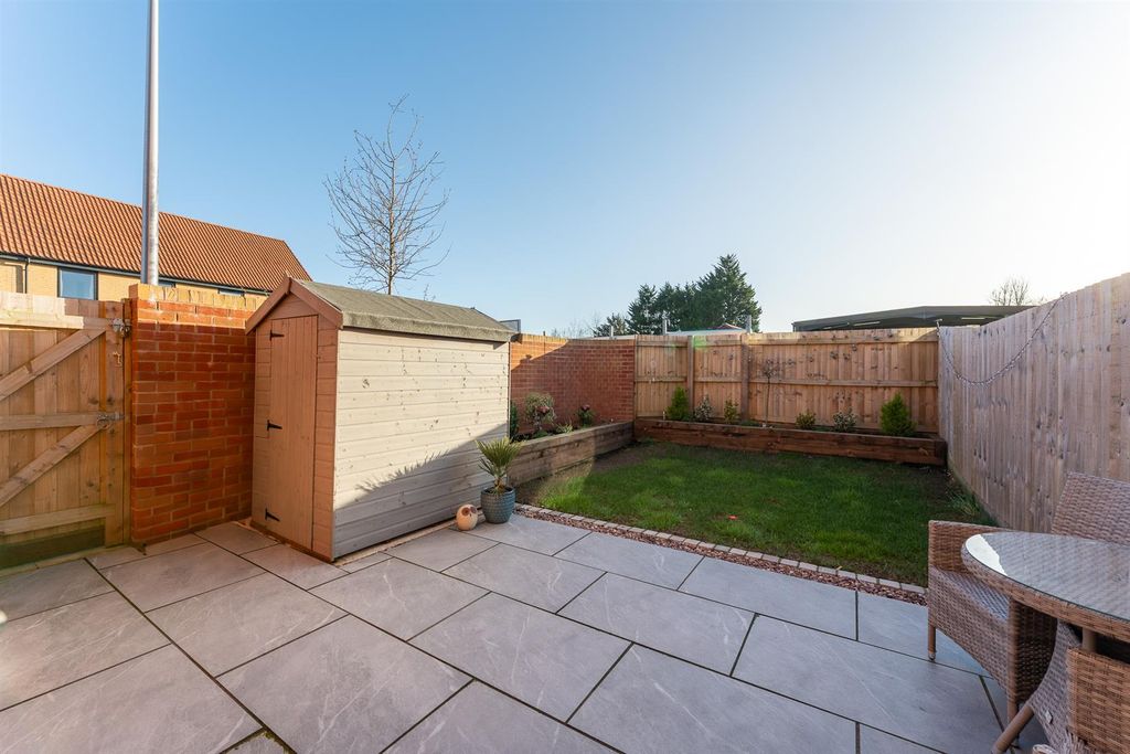 Property photo 2 of 20 Rear Garden