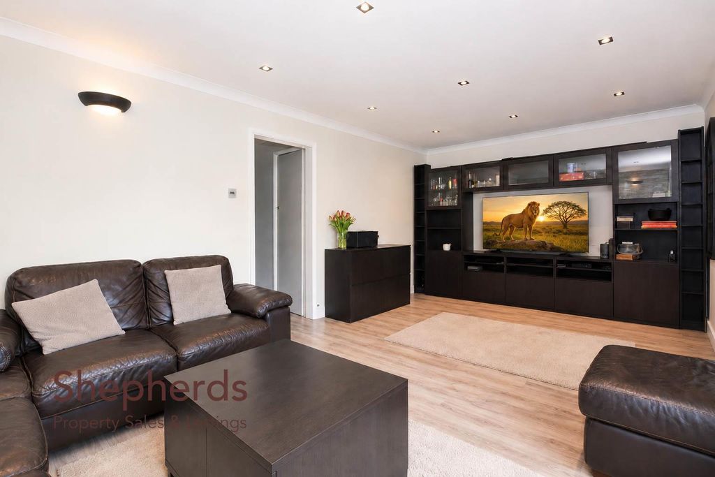Property photo 2 of 15 3149Daa7-20Ad-4Eca-B9F0-4Eb4E26F4Fbb.Jpg