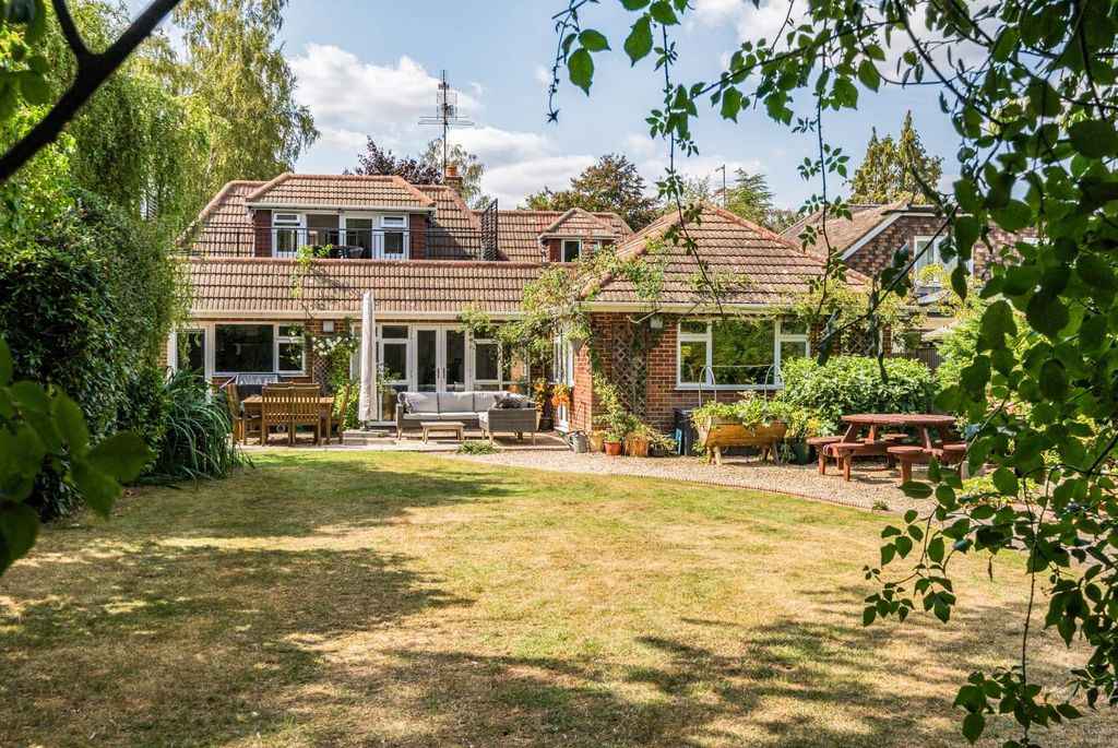 Property photo 3 of 35 149.Jpg