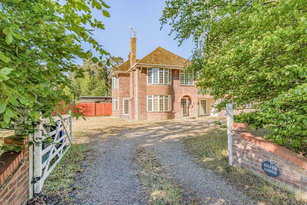 Property photo 1 of 34 2_80735-1.Jpg