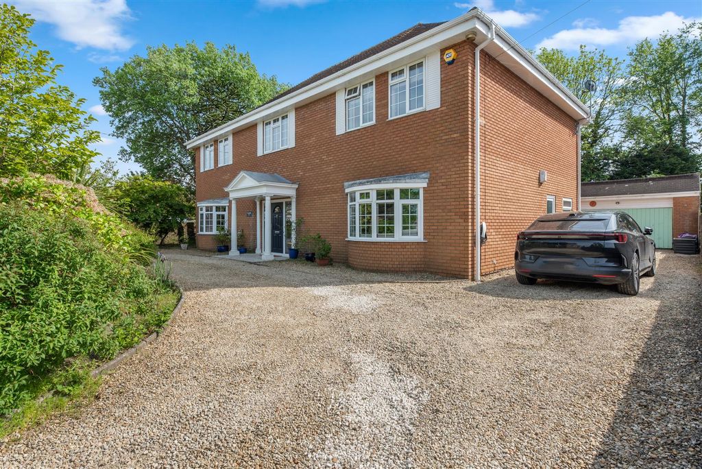Property photo 1 of 30 External