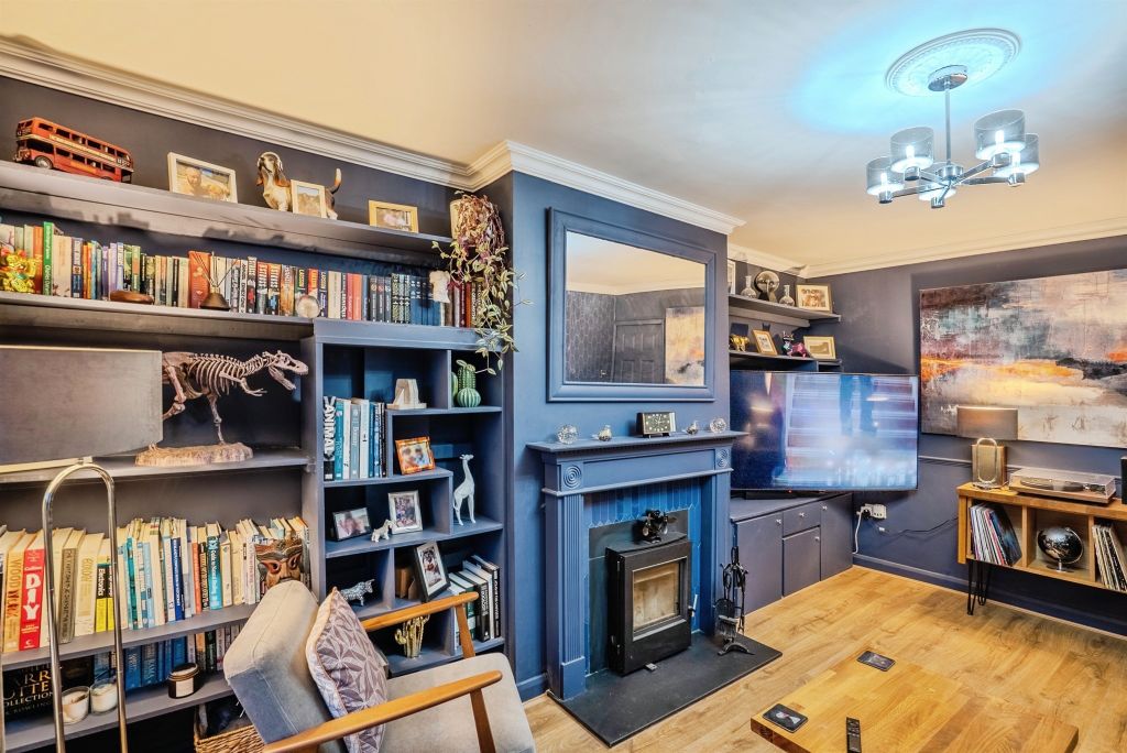 Property photo 2 of 18