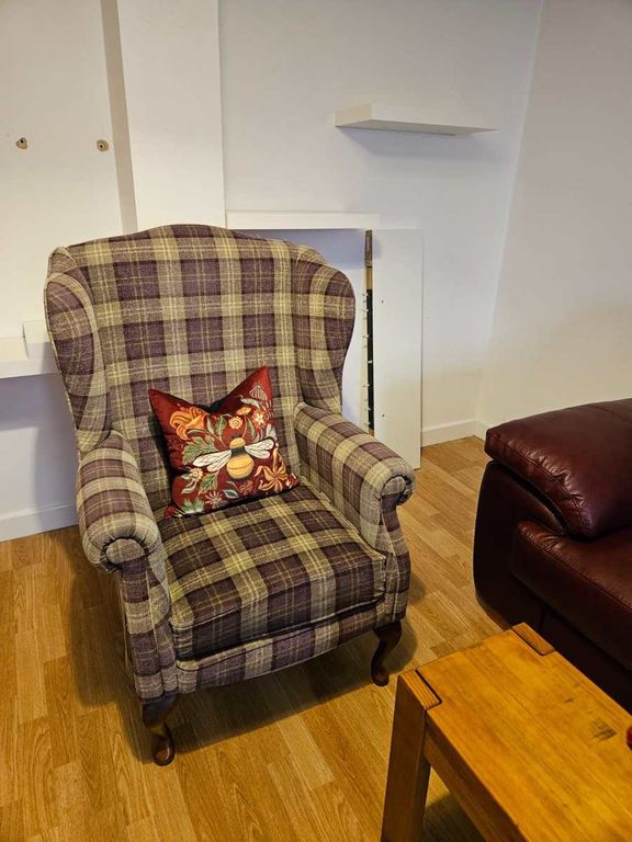 Property photo 3 of 18