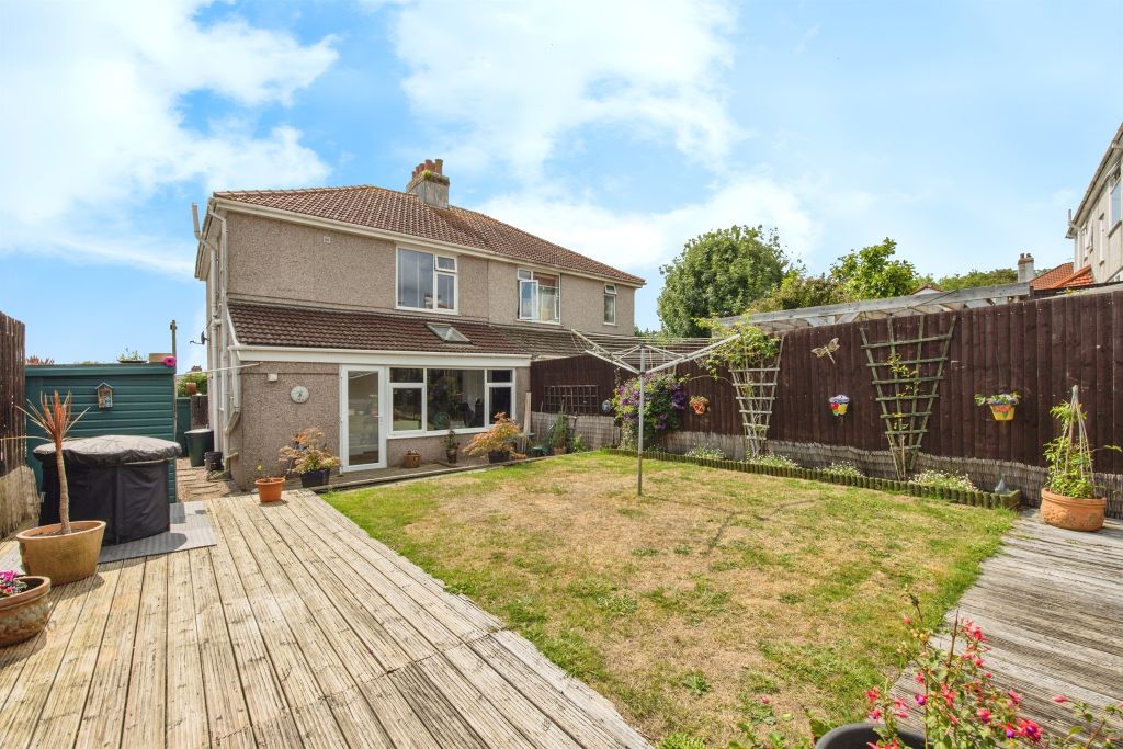Property photo 3 of 17
