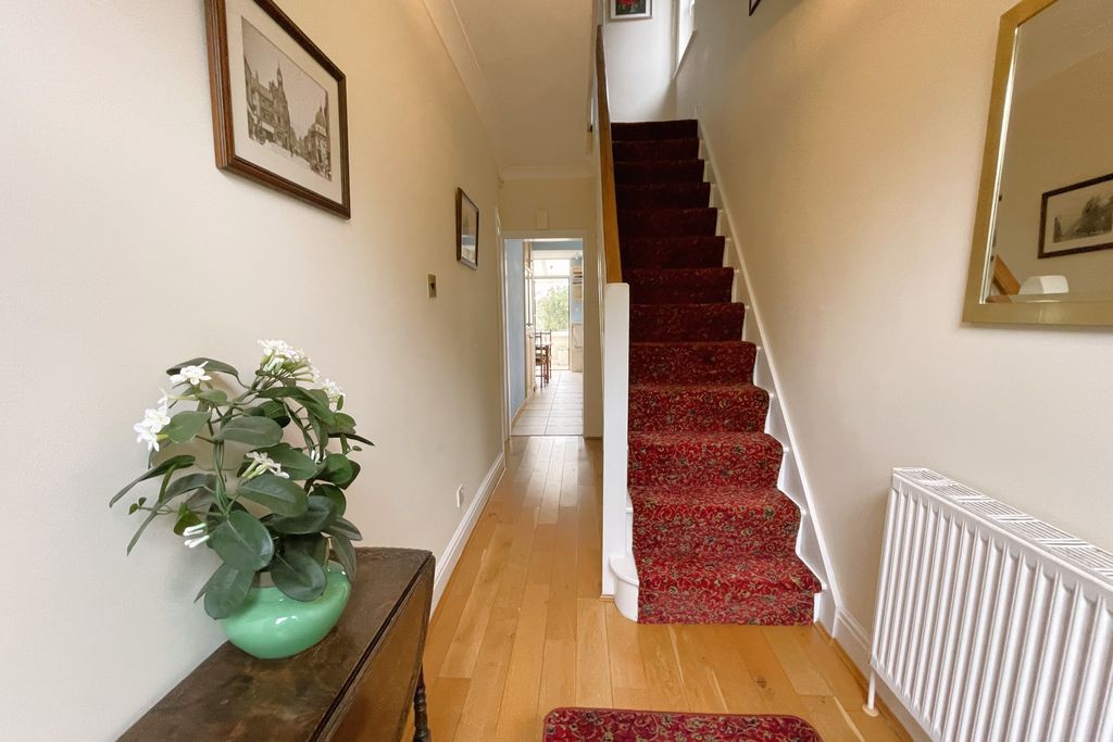 Property photo 2 of 23 2