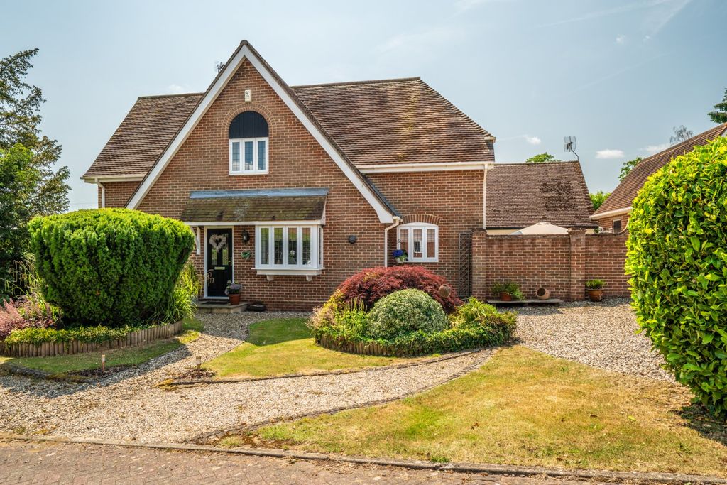 Property photo 1 of 17 Frontage