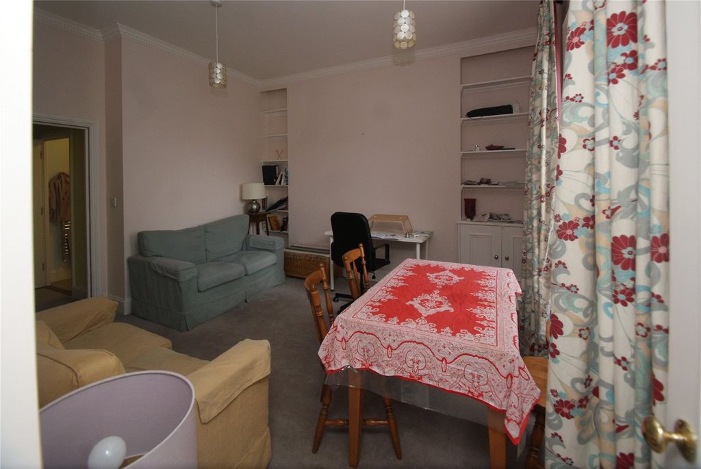 Property photo 3 of 7 Picture No. 07