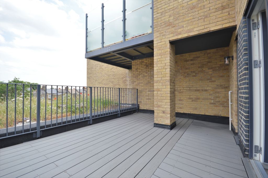 Property photo 2 of 15 Private Terrace