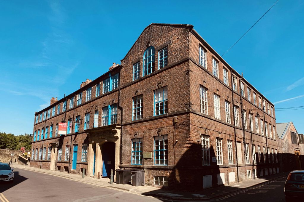 Property photo 1 of 6 Wharncliffe - Sunshine Photo.Jpg