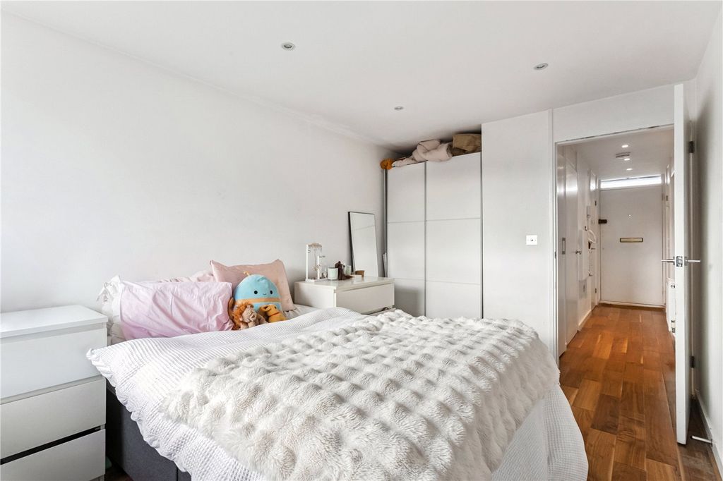 Property photo 3 of 10 Picture No. 07