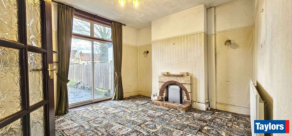 Property photo 3 of 8