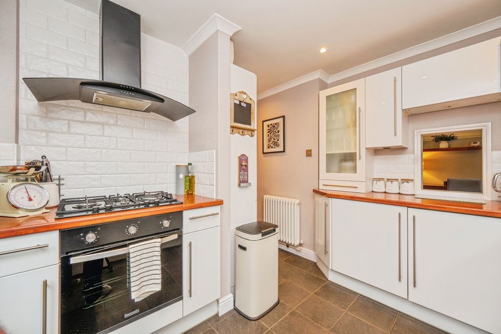 Property photo 2 of 23 Pbox-Img.Jpg