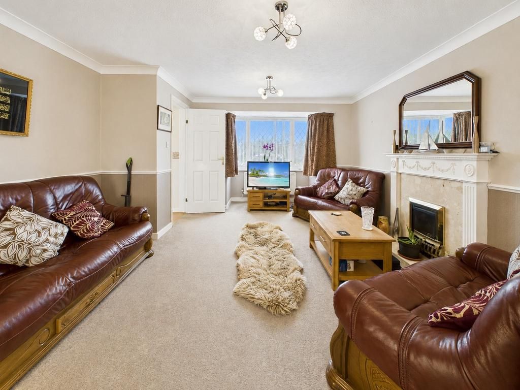 Property photo 3 of 18