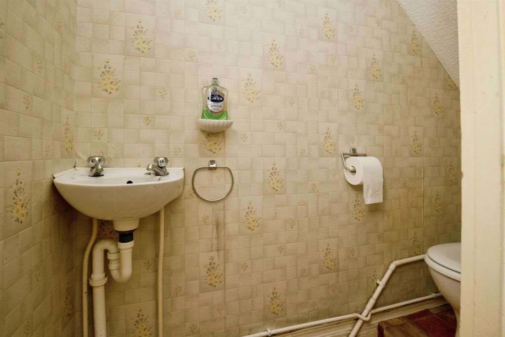 Property photo 3 of 17