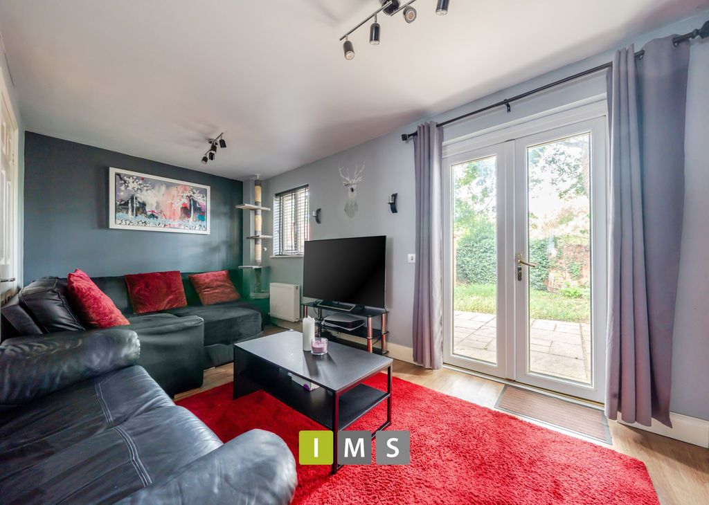 Property photo 3 of 18