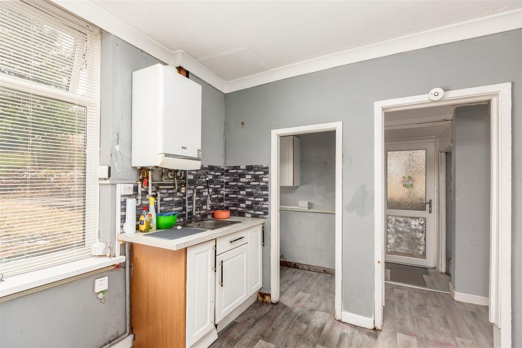 Property photo 3 of 21 Cz0A8379.Jpg