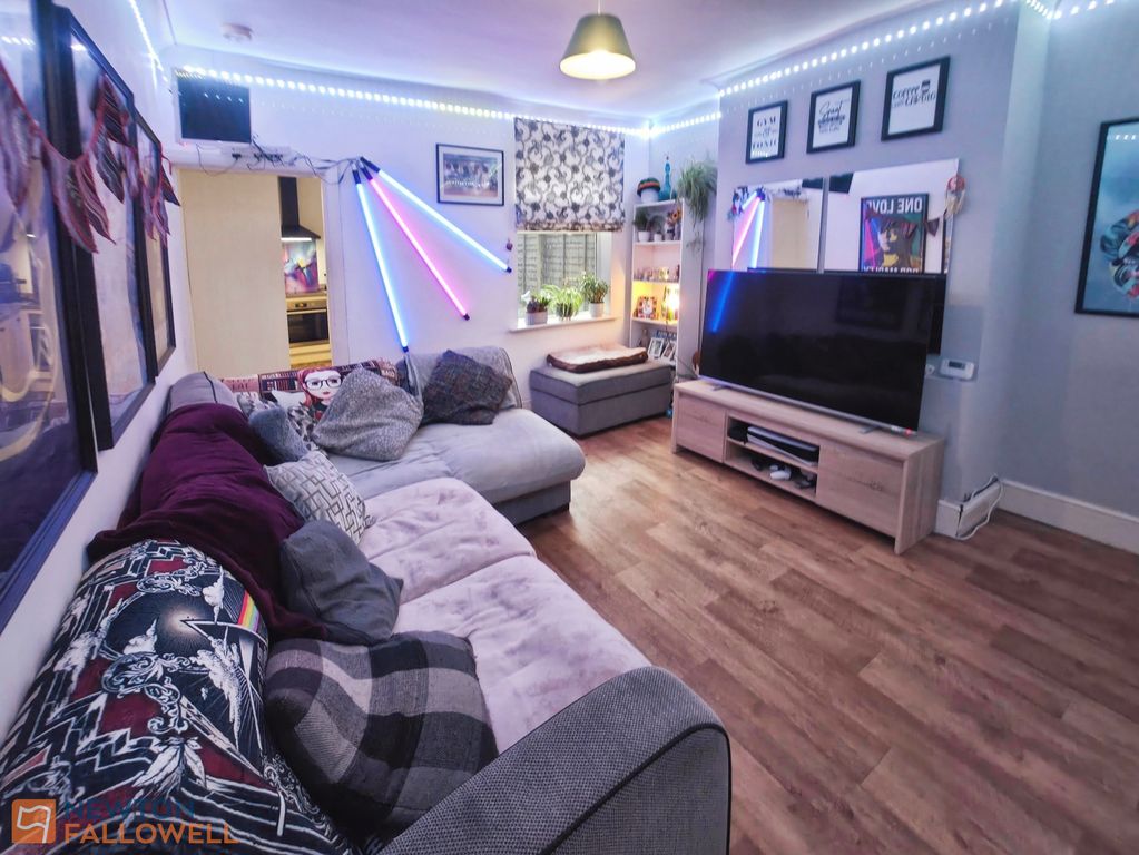 Property photo 2 of 19