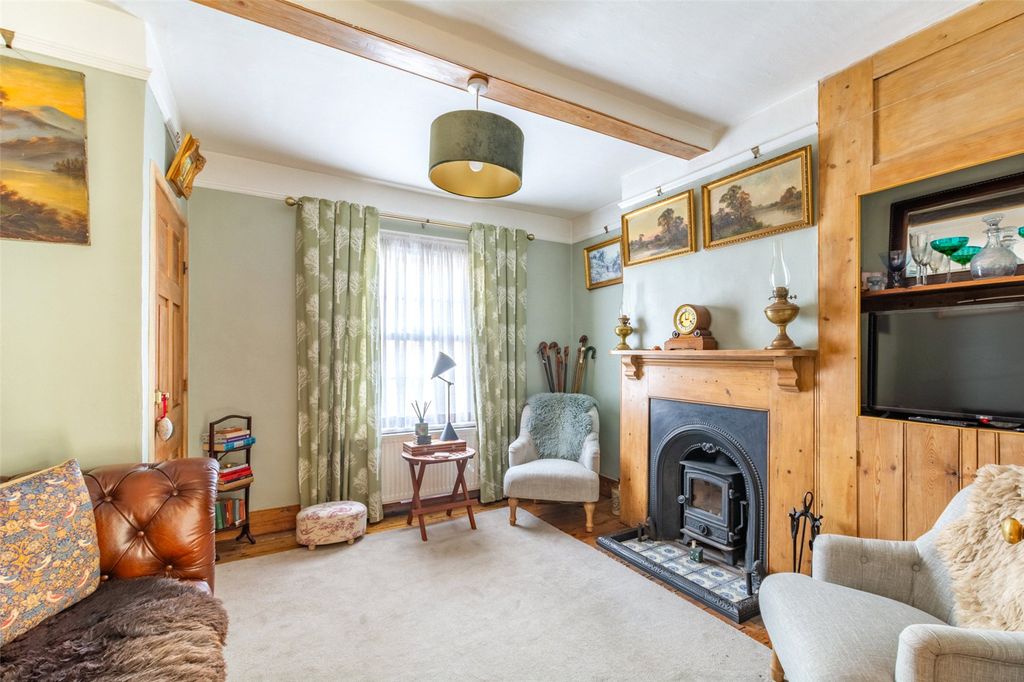 Property photo 2 of 15 Picture No. 23