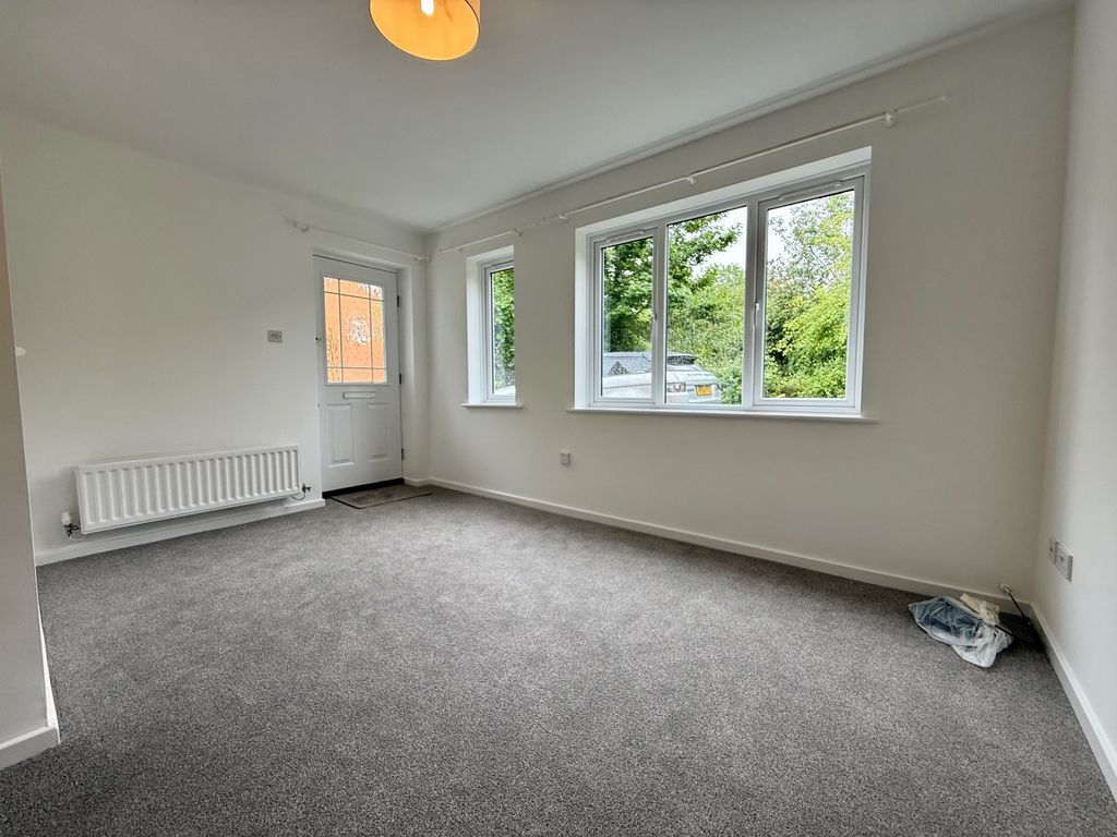 Property photo 3 of 8 Family Room