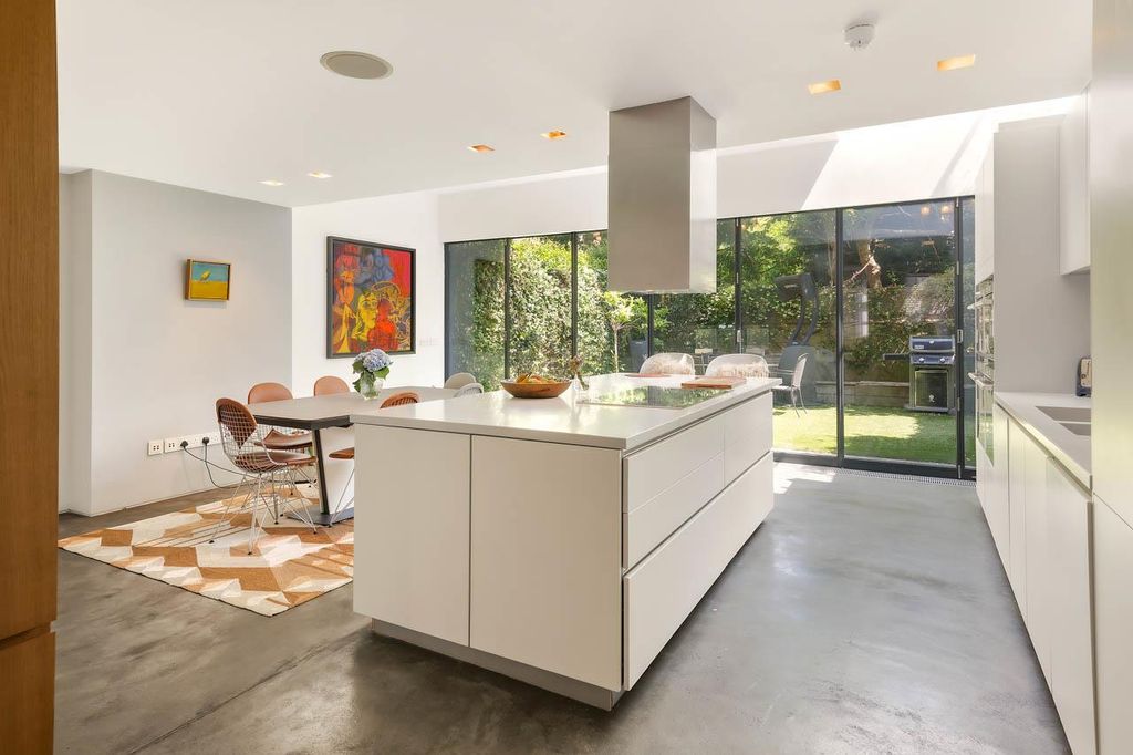 Property photo 2 of 17 Awinship-11355-02.Jpg