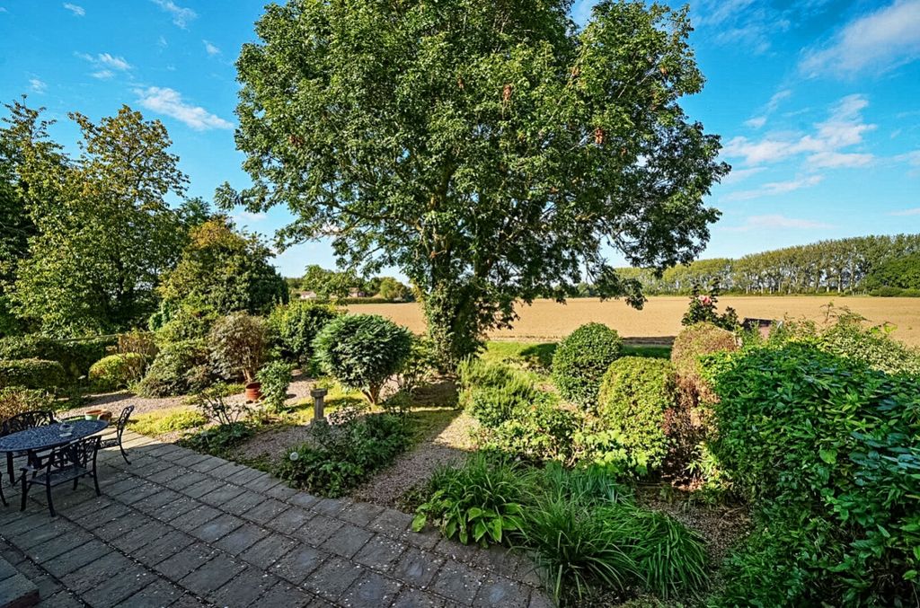 Property photo 2 of 32 1523841-1-1A0c89Bb3Aebb