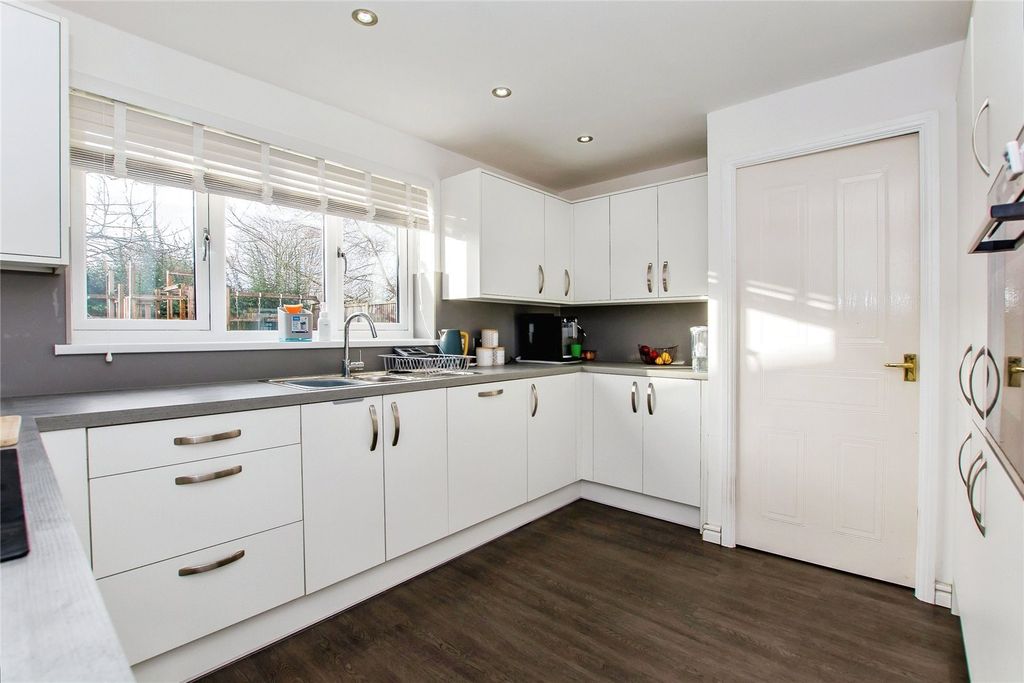 Property photo 2 of 13 Picture No. 08