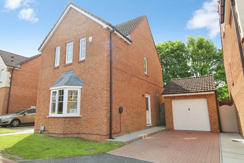 Property photo 1 of 19