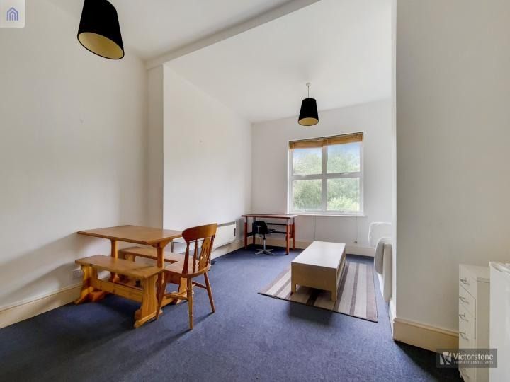 Property photo 2 of 11 1688703