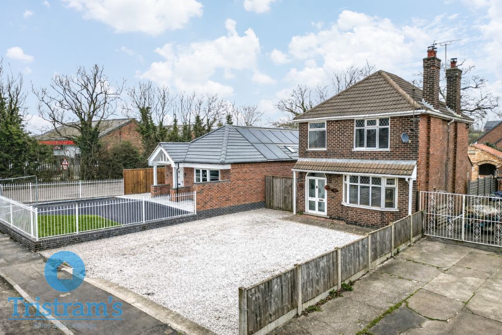 Property photo 1 of 25