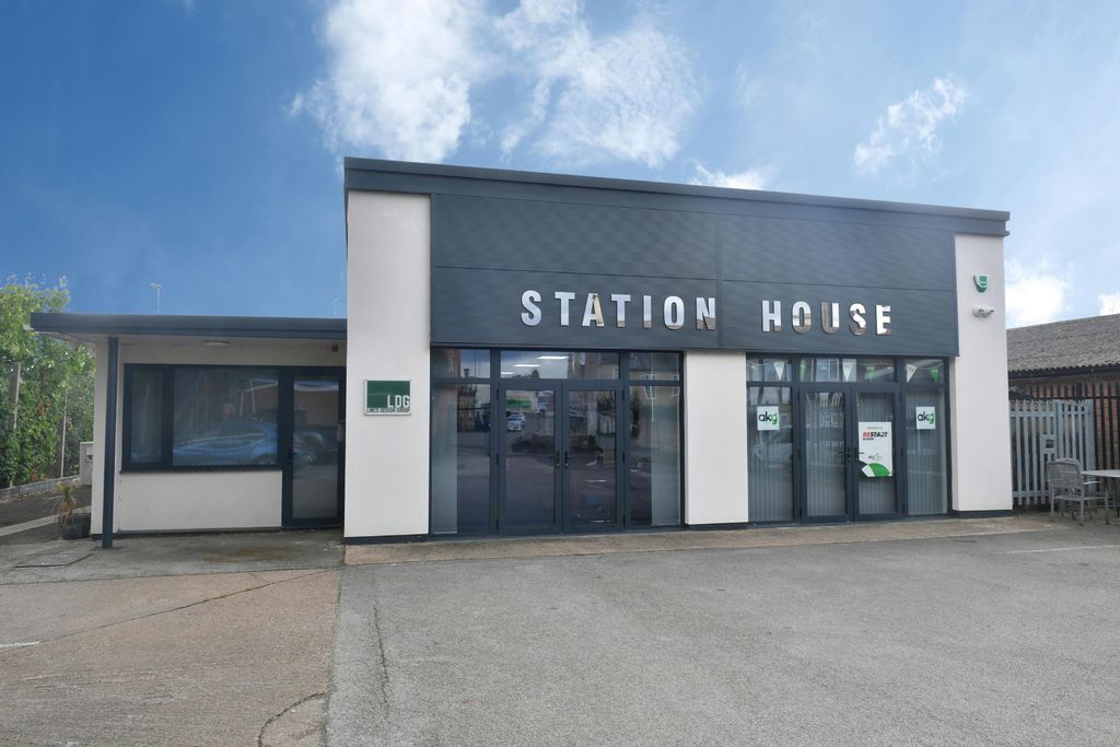 Property photo 1 of 6 Front Shot_1.Jpg