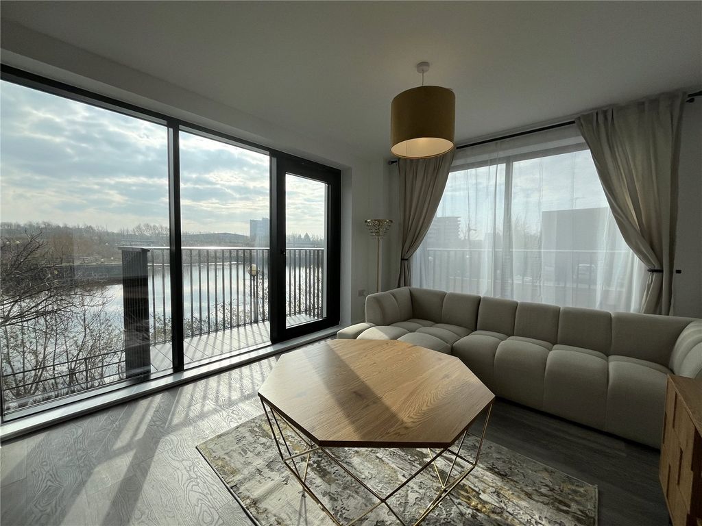 Property photo 3 of 24 Picture No. 03