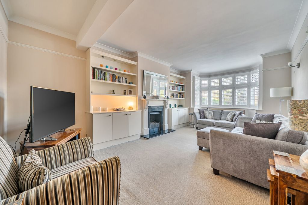 Property photo 2 of 18 1420359-6-699F2E4...