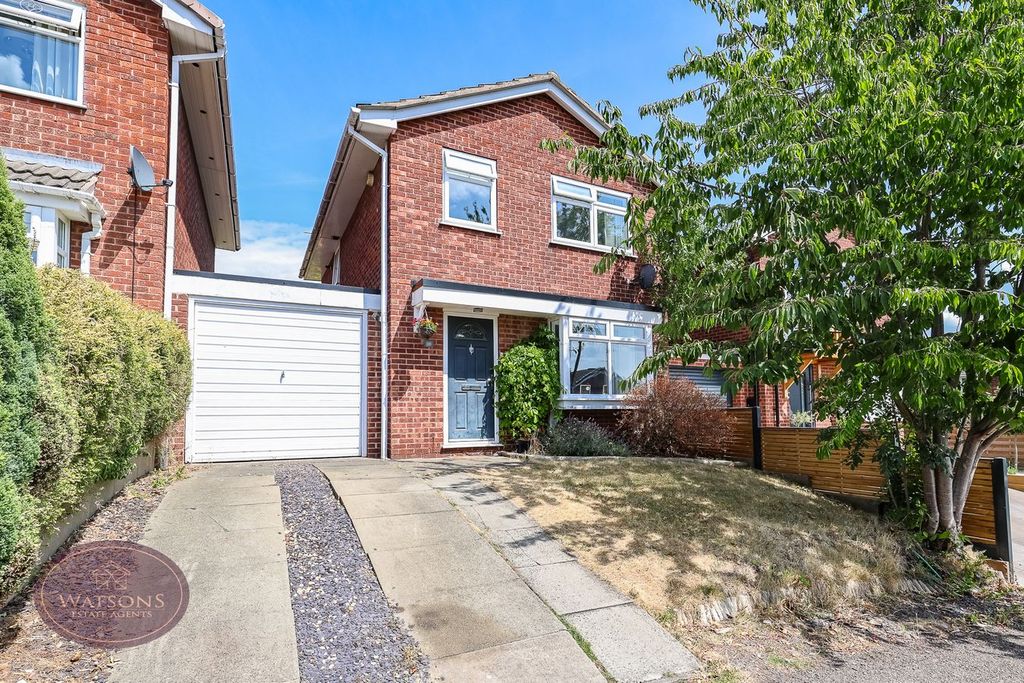 Property photo 1 of 21