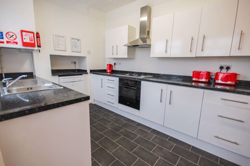 Property photo 3 of 13 Photo 15