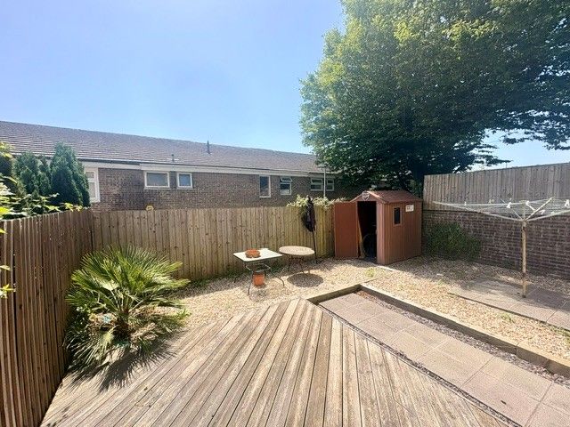 Property photo 2 of 18 Image