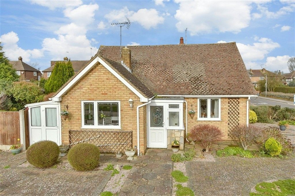 Property photo 1 of 9 External (Web)