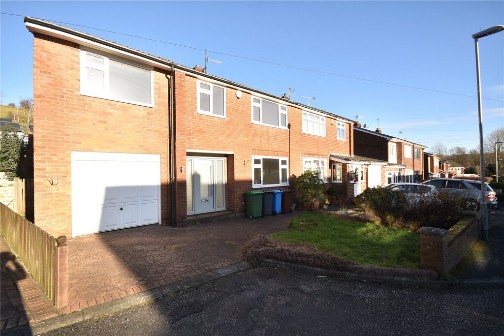 Property photo 1 of 15 Front External