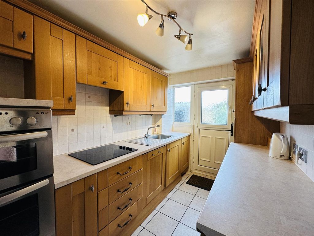 Property photo 2 of 13 Kitchen.Jpg