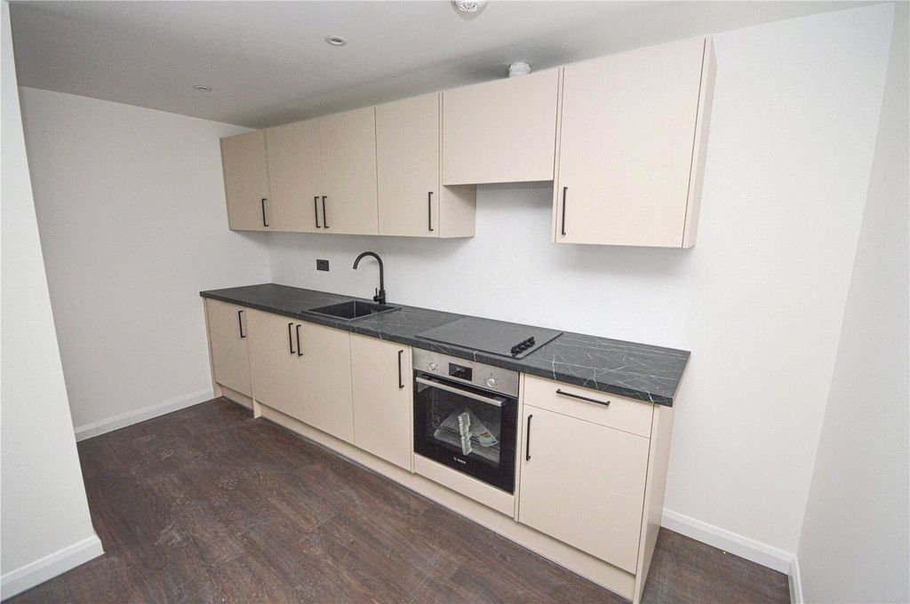 Property photo 2 of 5 Picture No. 06