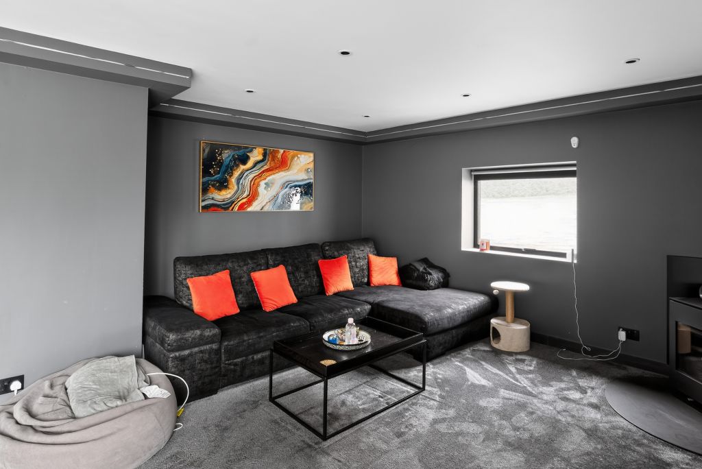 Additional image 14 of 7 bed detached house for saleWilderwick Road, East Grinstead RH19
